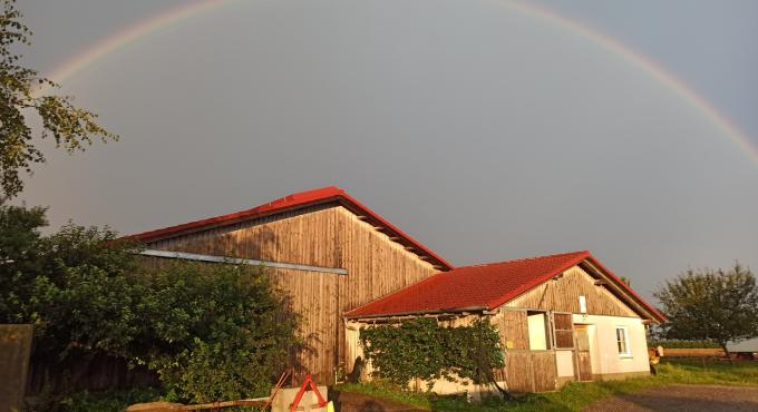 Der Aussiedlerhof der Familie Baur in Langerringen.