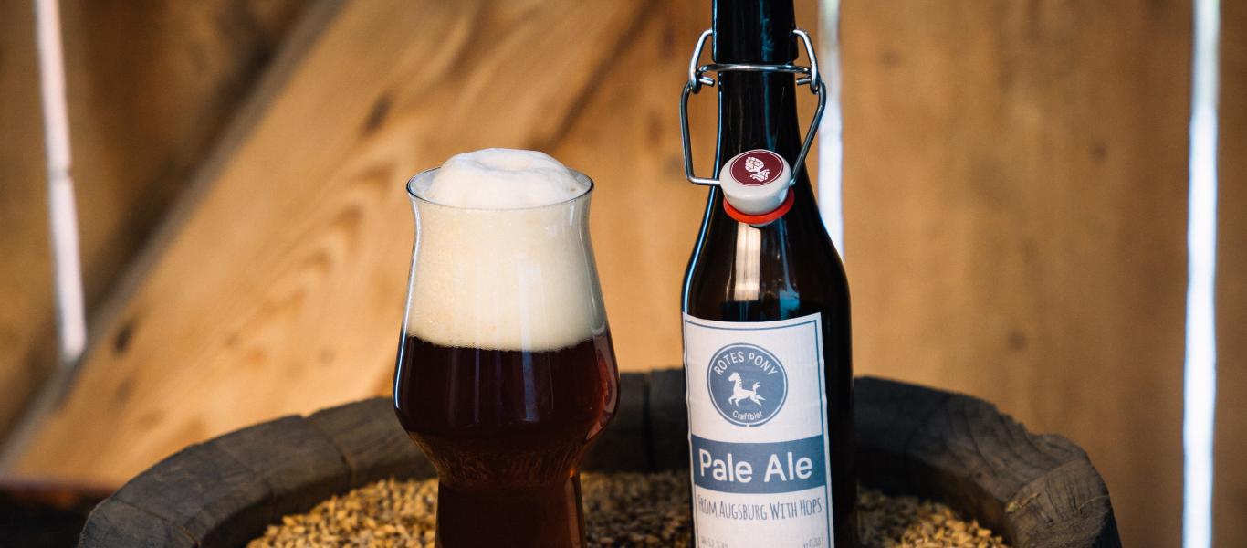 Rotes Pony ist eine Brauerei, die in Augsburg Bio-Craftbier aus regionalen Zutaten braut. Foto: Rotes Pony