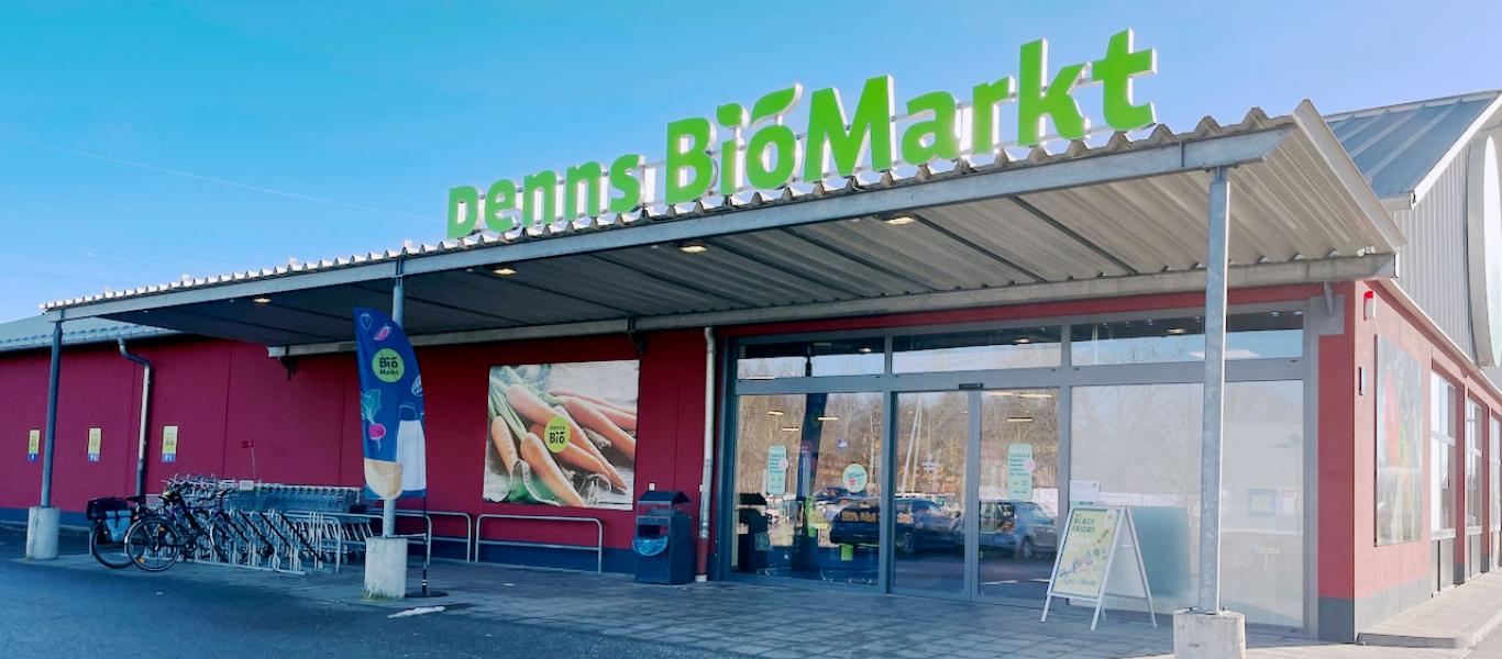Eingangsbereich Biomarkt DENNS in Augsburg Göggingen. Foto: Sylvia Schaab